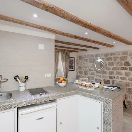 Old Town Center Studio's Apartament *