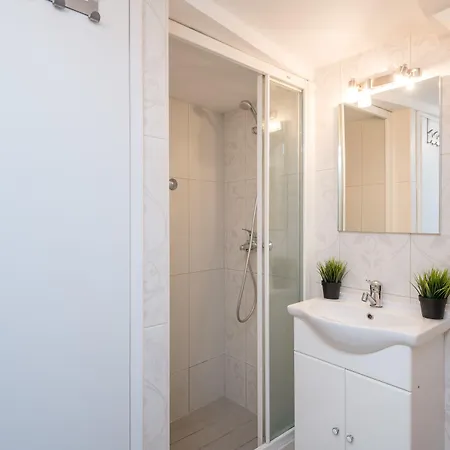 Old Town Center Studio's Apartman *